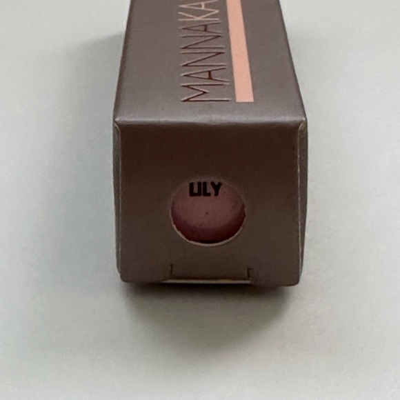 Manna Kadar LipLocked Priming Lipstick in Lily - Picture 5 of 5